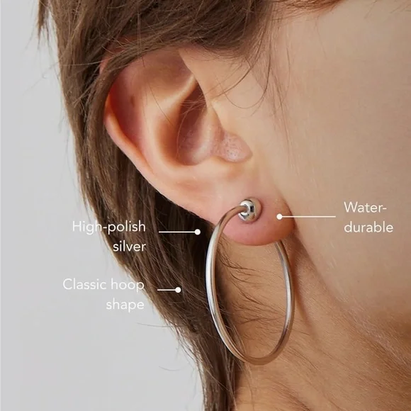 NWOT-JENNY BIRD Icon Hoop Earrings - Medium - Picture 10 of 10